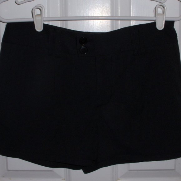 Chaiken & Capone Gabby Shorts Black 4 mini USA nwt - Picture 4 of 6
